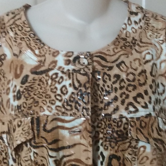 Cheetah Print Textured Jacket Plus - Picture 2 of 12